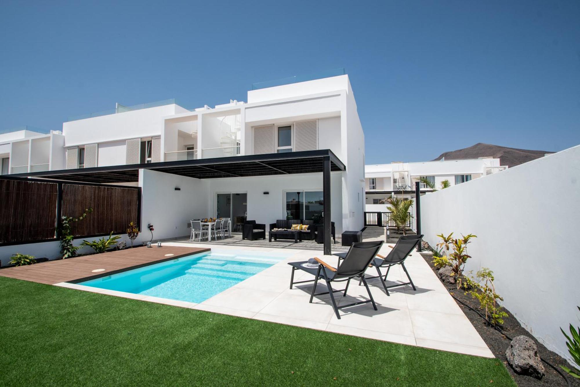 Serena Villa 38 - Heated Pool, Sea Views, Ac, High Speed Internet Playa Blanca (Lanzarote) Exterior foto