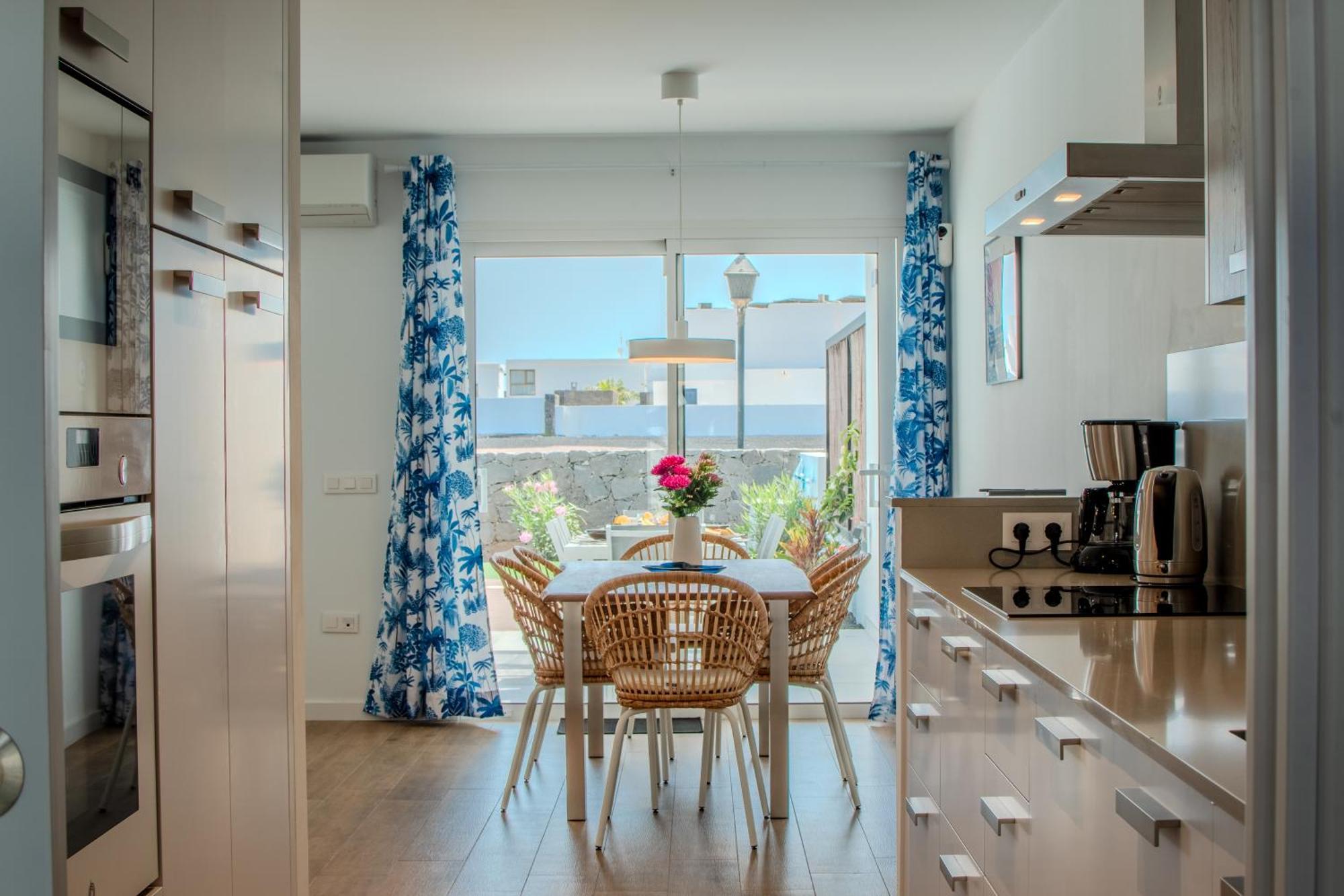 Serena Villa 38 - Heated Pool, Sea Views, Ac, High Speed Internet Playa Blanca (Lanzarote) Exterior foto