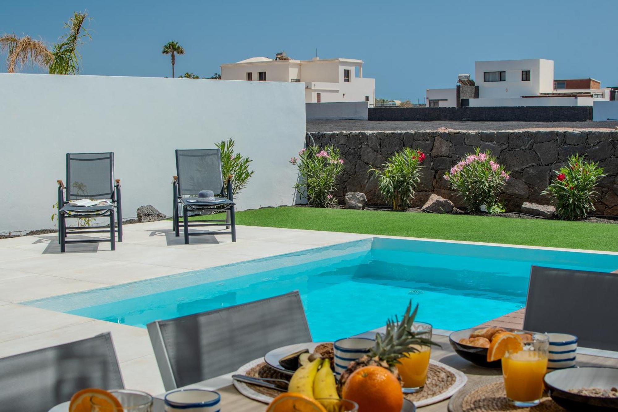 Serena Villa 38 - Heated Pool, Sea Views, Ac, High Speed Internet Playa Blanca (Lanzarote) Exterior foto